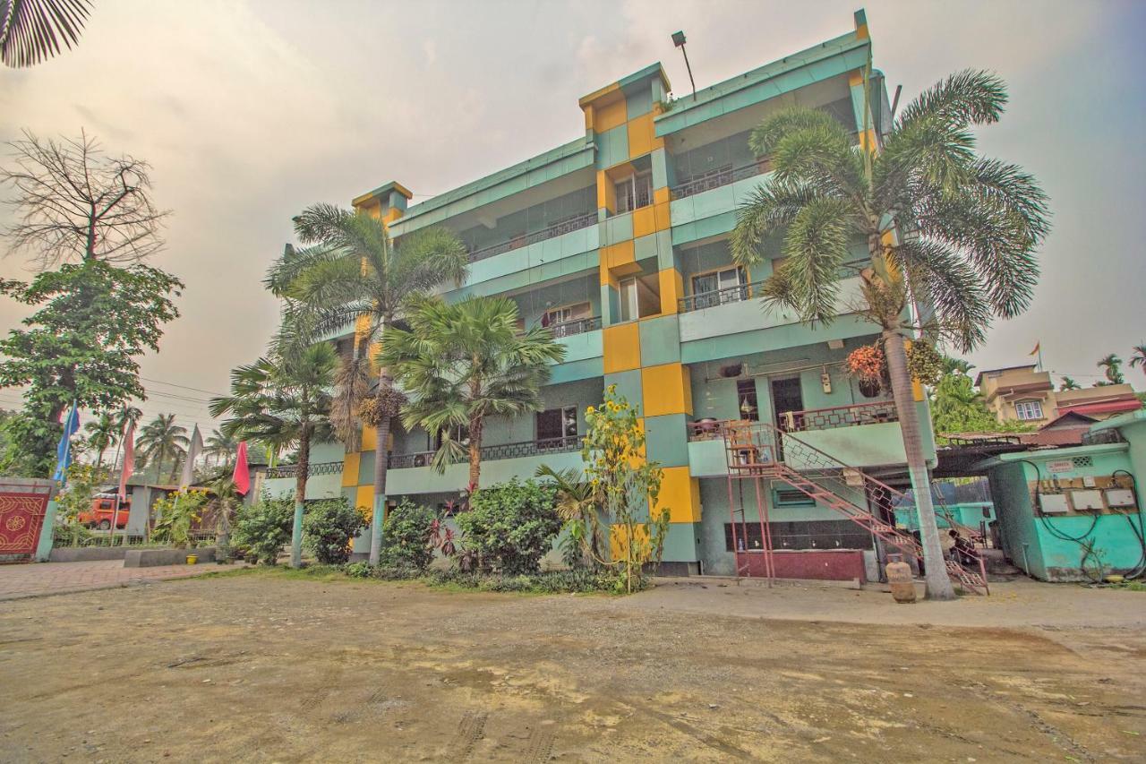 Hotel Nandanik Palace Fālākāta Exteriör bild